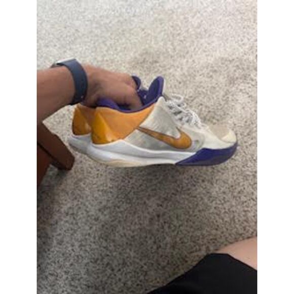 Kobe 5 Lakers main image 4
